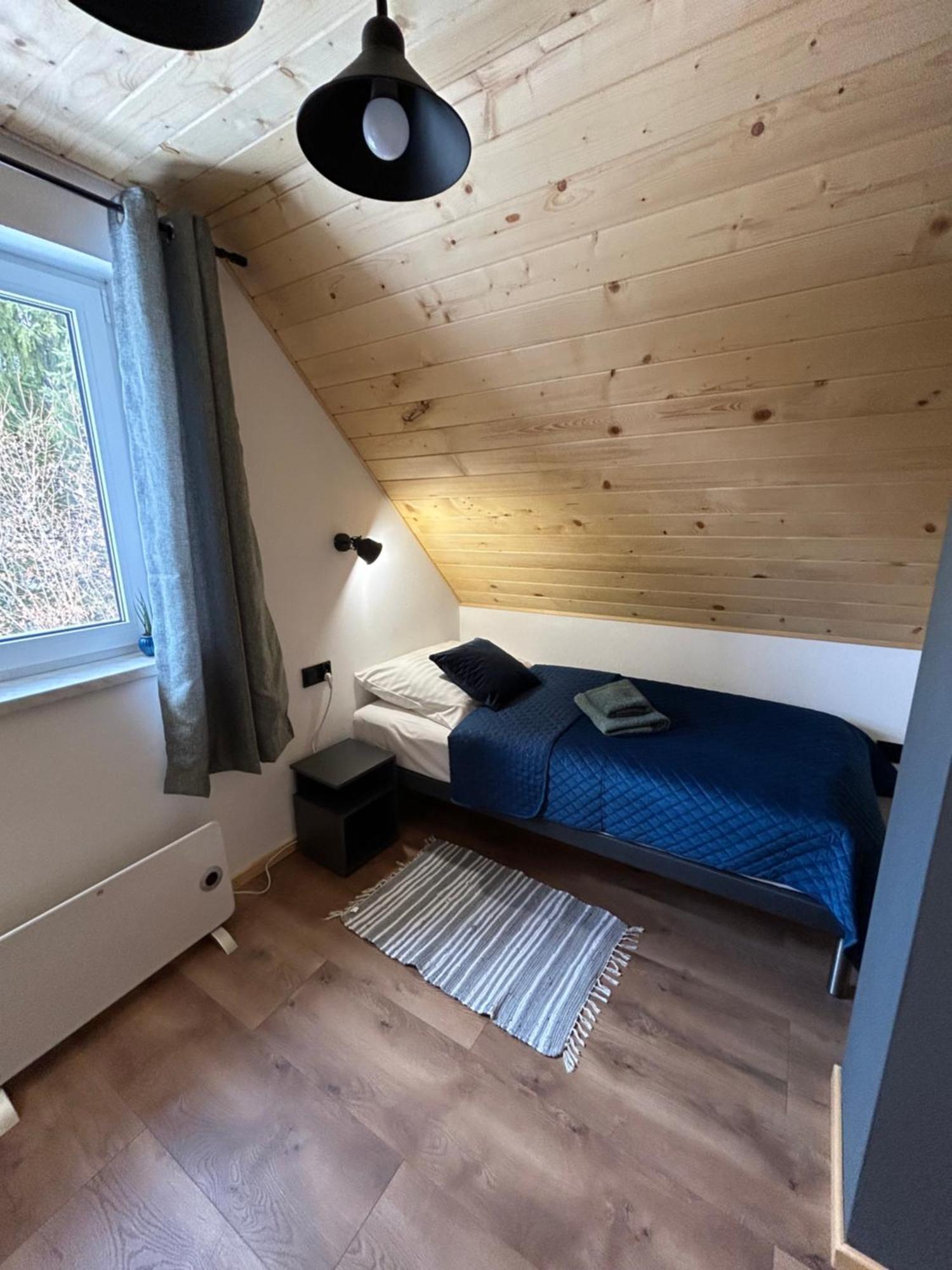 Cichata - Domek W Bieszczadach Czarna  Esterno foto